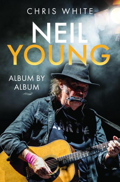 Neil　by　Album　and　Pen　Hardback　Young:　Sword　Books:　Album