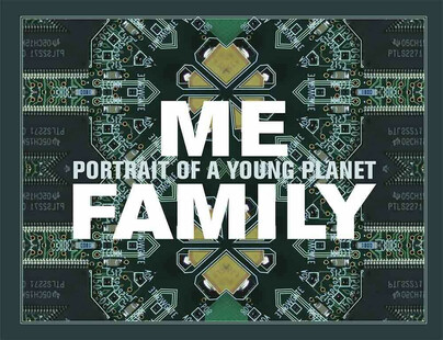 Me Family – Portrait of a Young Planet