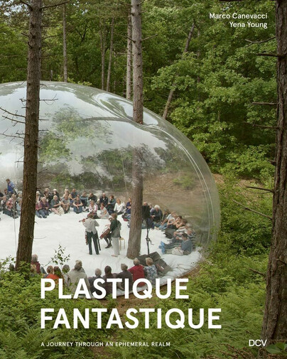 Plastique Fantastique Cover